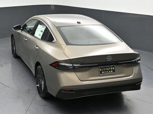 New 2026 Nissan Sentra SV w/ SV Convenience Package FWD image 23
