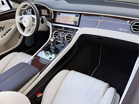 New 2026 Bentley Continental GTC AWD/4WD image 2