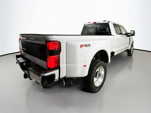 New 2026 Ford F450 Platinum w/ FX4 Off-Road Package image 7