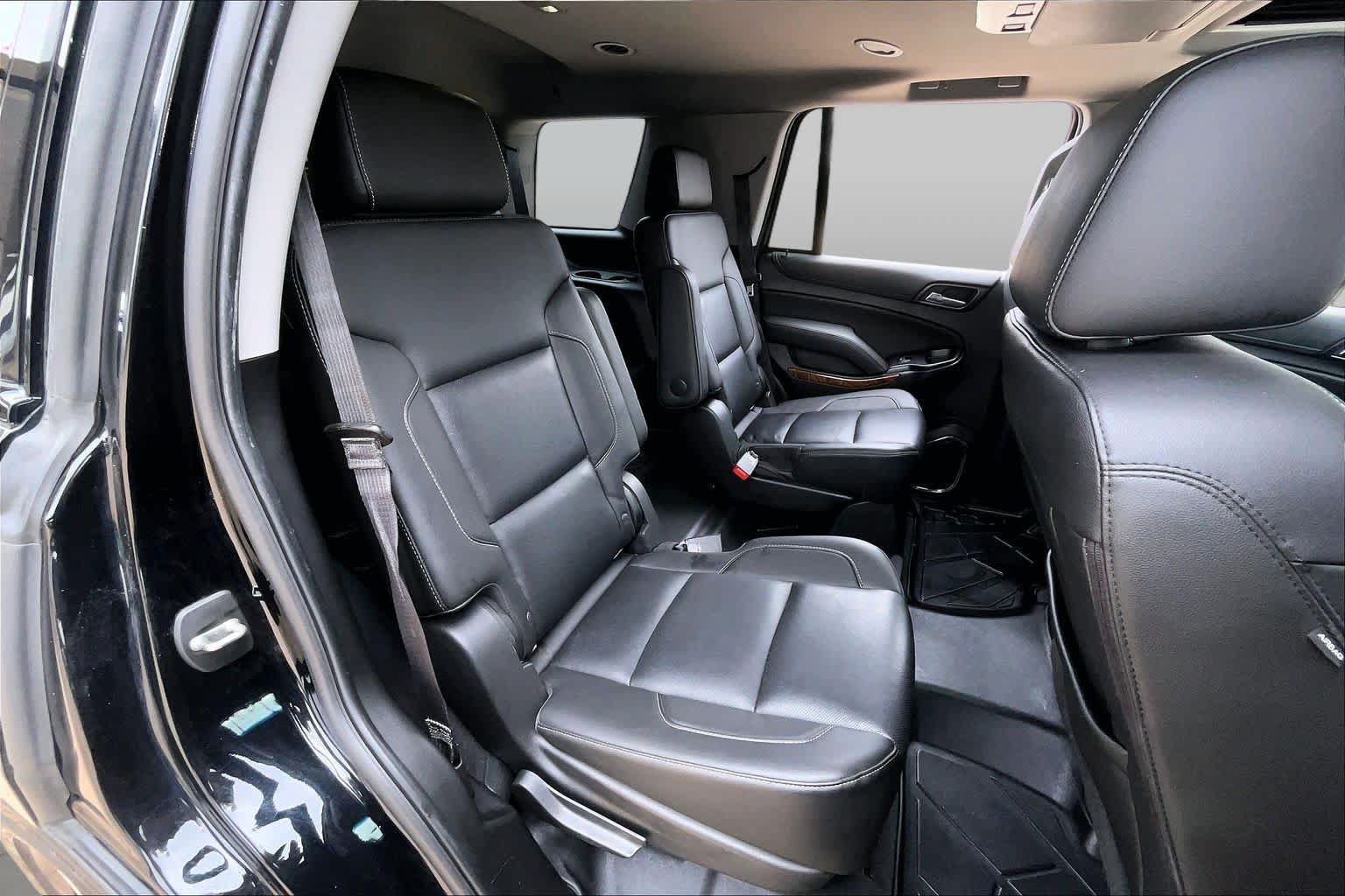 Used 2019 Chevrolet Tahoe Premier AWD/4WD image 19