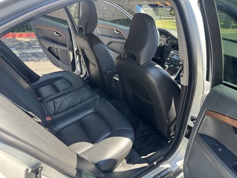 Used 2010 Volvo S80 3.2 image 38