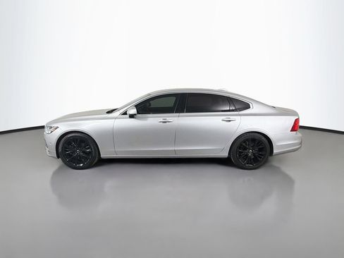 Used 2018 Volvo S90 T5 Momentum w/ Convenience Package FWD image 9