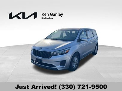 Used 2017 Kia Sedona L