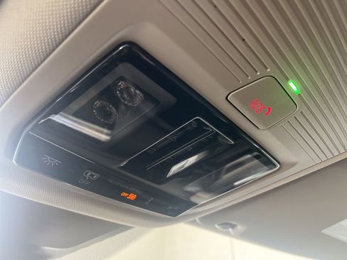 New 2026 Volkswagen Atlas Peak Edition image 29