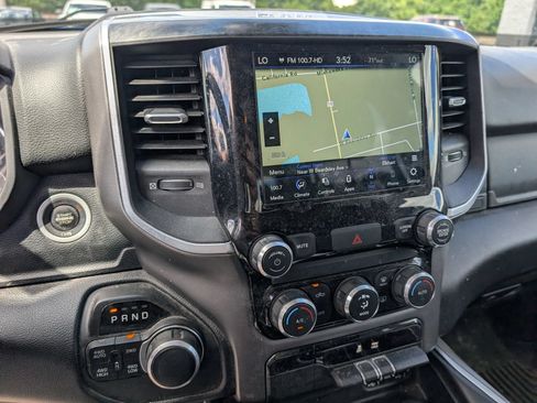 Used 2019 RAM 1500 Big Horn AWD/4WD image 10