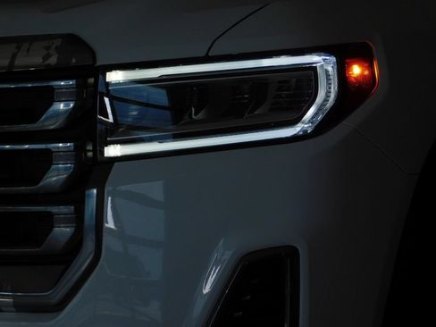 Used 2021 GMC Acadia AT4 AWD/4WD image 11