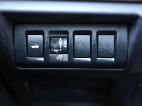 Used 2023 Subaru Legacy Limited image 31