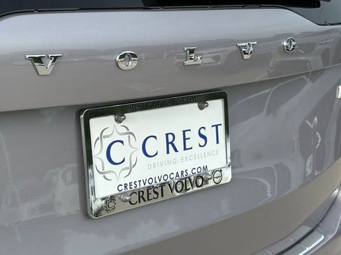 New 2026 Volvo XC90 B6 Plus w/ Protection Package Premier image 6