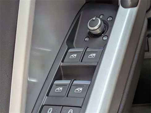 Used 2022 Audi Q3 2.0T Premium Plus image 25