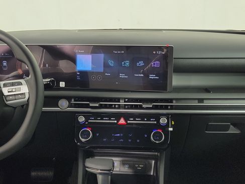 New 2025 Hyundai Santa Cruz SEL image 9