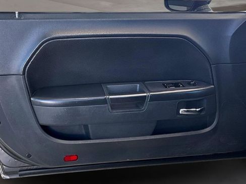 Used 2013 Dodge Challenger SXT Plus image 24
