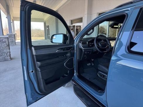 New 2026 Jeep Grand Wagoneer L Limited image 48