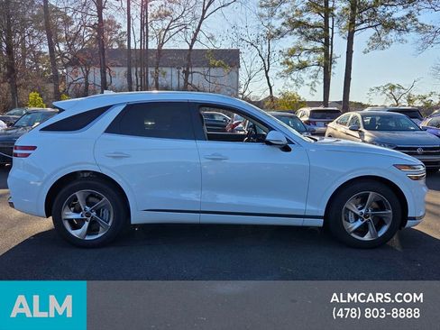 Used 2026 Genesis GV70 2.5T Advanced image 8