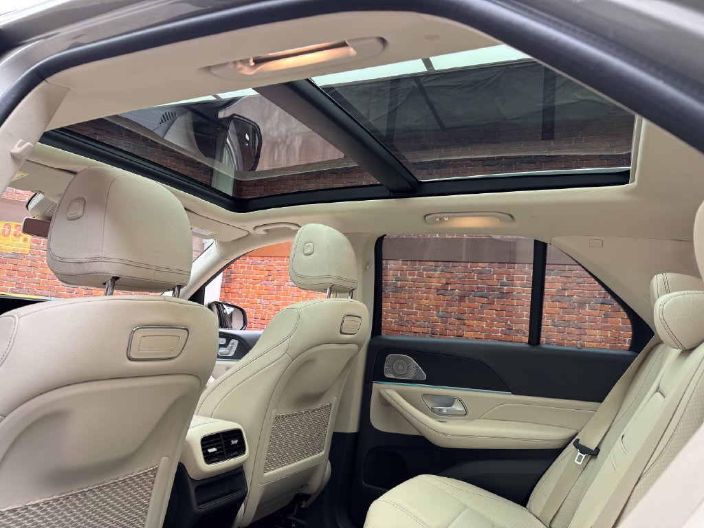 Certified 2020 Mercedes-Benz GLE 350 4MATIC image 23