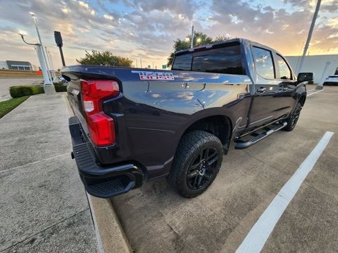 Used 2024 Chevrolet Silverado 1500 LT Trail Boss w/ Convenience Package II AWD/4WD image 6