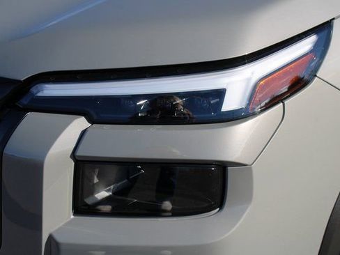 New 2026 Subaru Outback Premium image 11