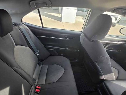 Used 2023 Toyota Camry LE image 19
