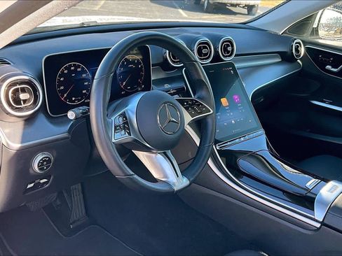 Used 2025 Mercedes-Benz C 300 Sedan image 17