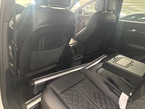 Used 2023 Audi SQ5 Premium Plus w/ Premium Plus Package AWD/4WD image 11