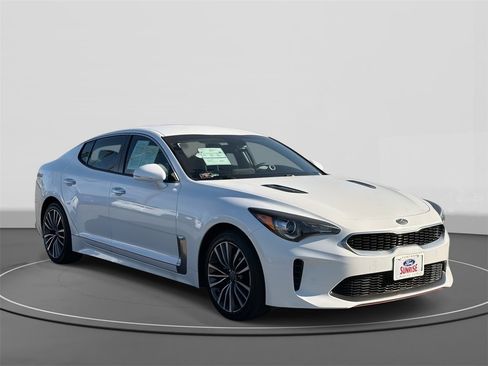 Used 2019 Kia Stinger image 3