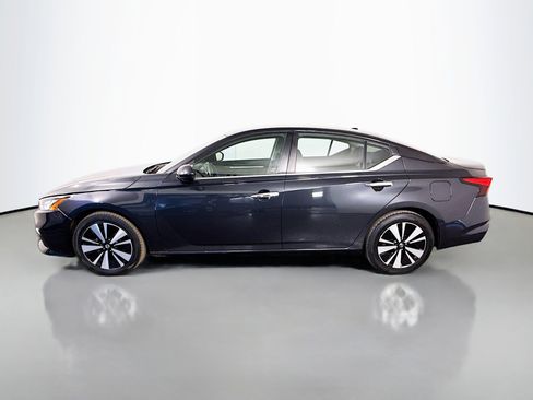 Used 2021 Nissan Altima 2.5 SV image 6