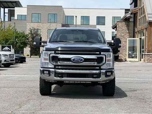 Used 2022 Ford F350 XLT w/ Camper Package AWD/4WD image 3