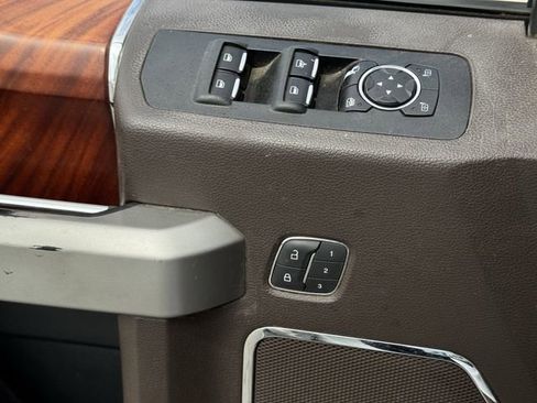 Used 2020 Ford F150 King Ranch w/ Equipment Group 601A Luxury AWD/4WD image 24