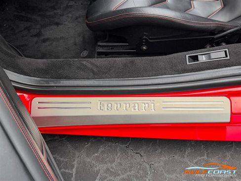 Used 2013 Ferrari 458 Spider RWD image 22