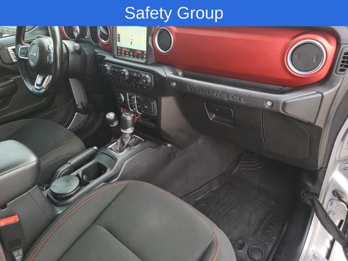 Used 2020 Jeep Wrangler Unlimited Rubicon AWD/4WD image 9