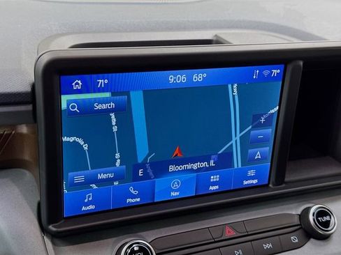 Used 2024 Ford Maverick Lariat image 13