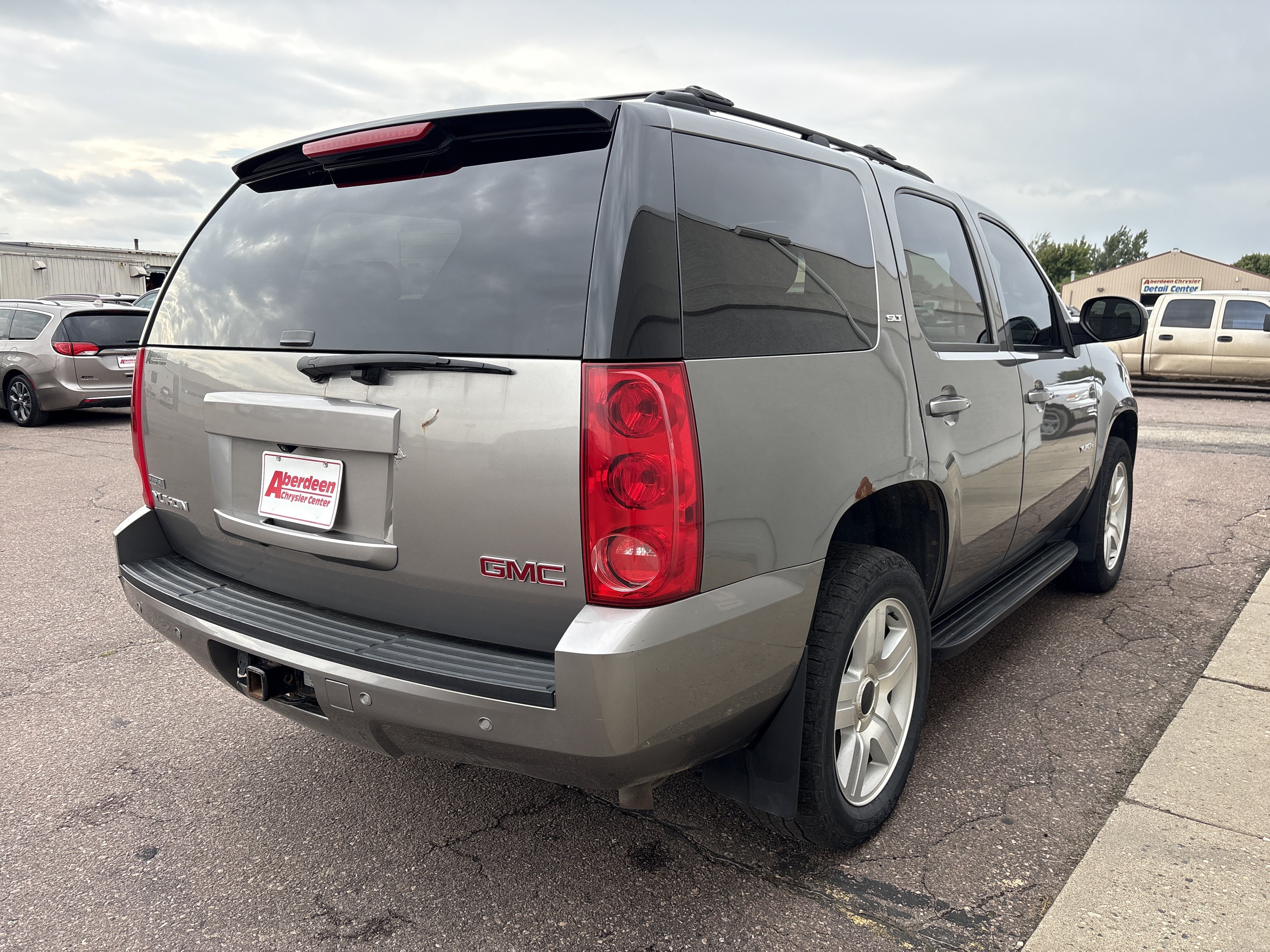 Used 2012 GMC Yukon SLT AWD/4WD image 7