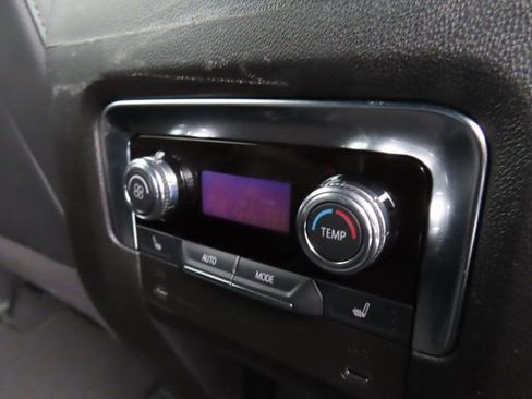 Certified 2025 GMC Yukon XL Denali image 37