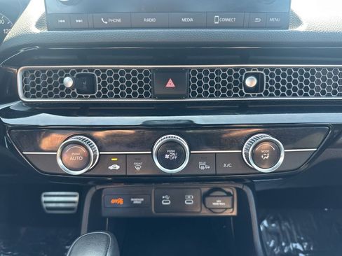 Used 2025 Honda Civic Sport image 19