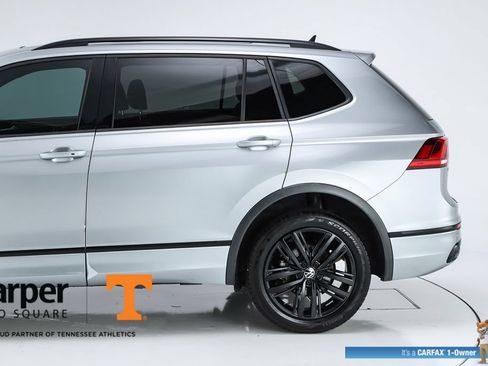 Used 2022 Volkswagen Tiguan SE R-Line FWD image 43