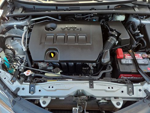 Certified 2019 Toyota Corolla LE w/ Body Protection Package FWD image 29