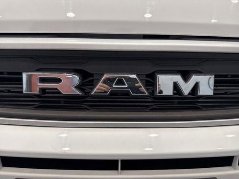 Used 2022 RAM ProMaster City Tradesman FWD image 12