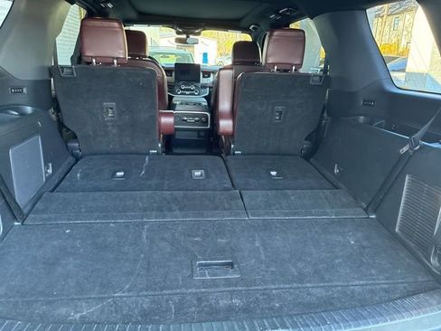Used 2023 Ford Expedition Limited image 25