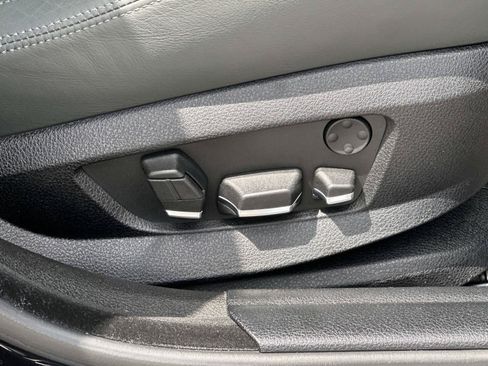 Used 2013 BMW M5 RWD image 39