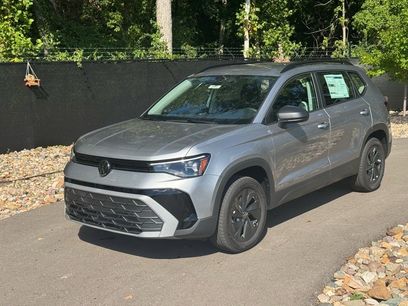 New 2025 Volkswagen Taos S