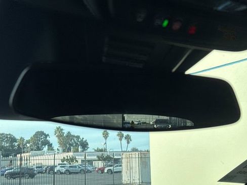 Certified 2024 Chevrolet Equinox EV LT image 24