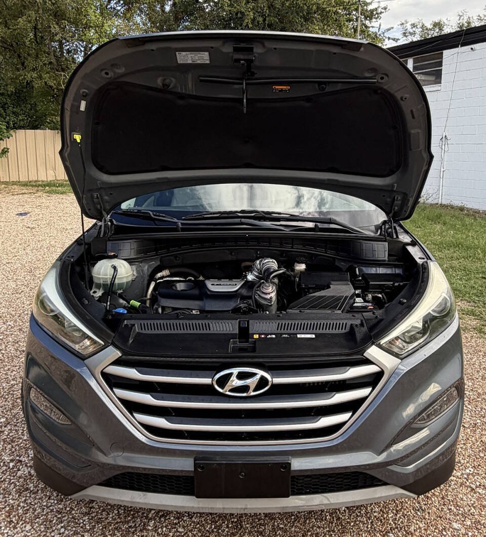 Used 2018 Hyundai Tucson Value w/ Cargo Package FWD image 24