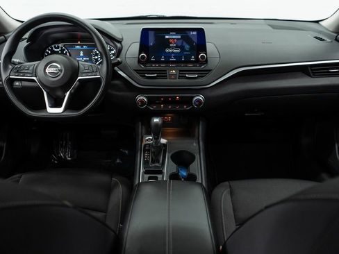 Used 2019 Nissan Altima 2.5 S AWD/4WD image 9
