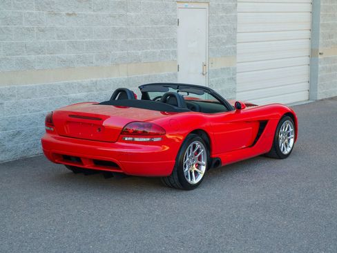 Used 2004 Dodge Viper SRT-10 RWD image 19