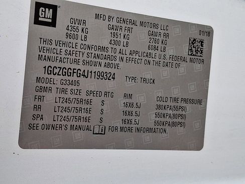 Used 2018 Chevrolet Express 3500 w/ Driver Convenience Package image 28