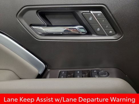 Used 2025 Chevrolet Colorado ZR2 w/ Technology Package image 20