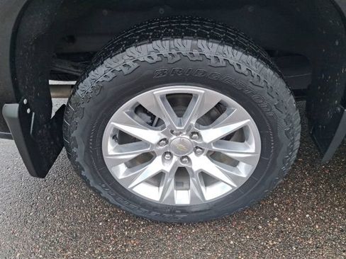 Used 2021 Chevrolet Silverado 1500 LTZ AWD/4WD image 11
