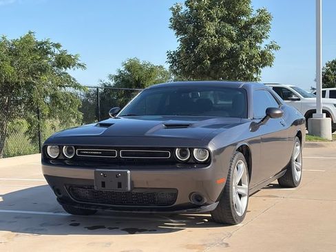 Used 2017 Dodge Challenger SXT w/ Super Sport Group (SS/T) RWD image 3
