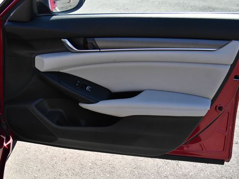 Used 2021 Honda Accord Hybrid image 40