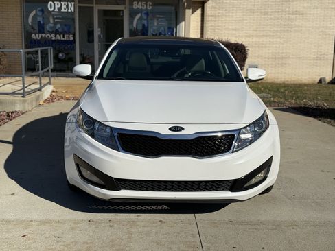 Used 2013 Kia Optima EX w/ Premium Pkg image 2