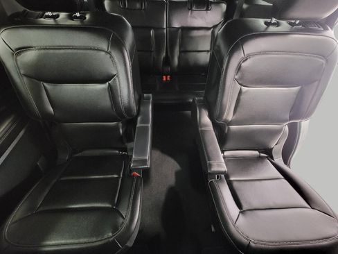 Used 2023 Ford Explorer XLT w/ Equipment Group 202A image 22